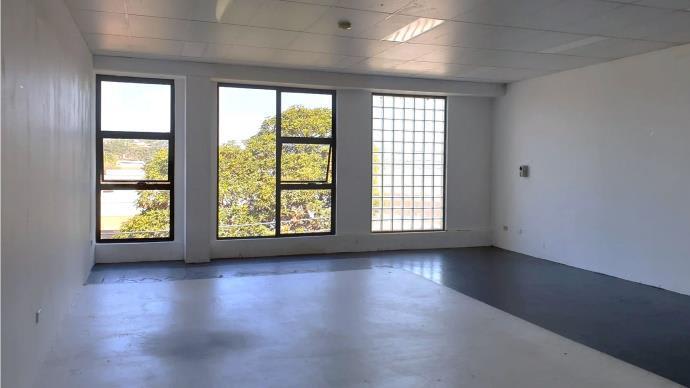 Click to view all images Unit 3/18 West Street Brookvale NSW 2100 - Image 1