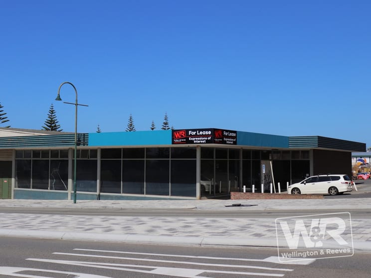 Click to view all images 9B York Street Albany WA 6330 - Image 1
