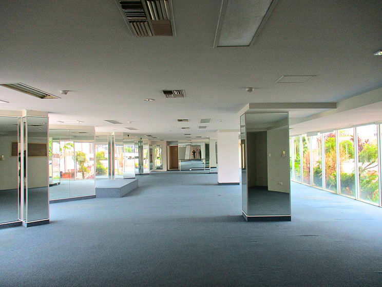 Click to view all images Level 1 Lot 105/166-168 Lake Street Cairns North QLD 4870 - Image 3