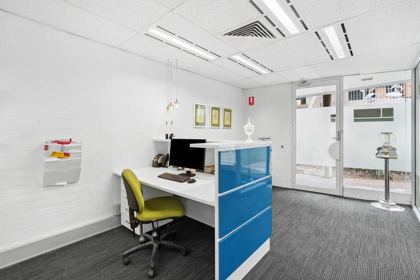 Click to view all images 1/42 Geils Court Deakin ACT 2600 - Image 3