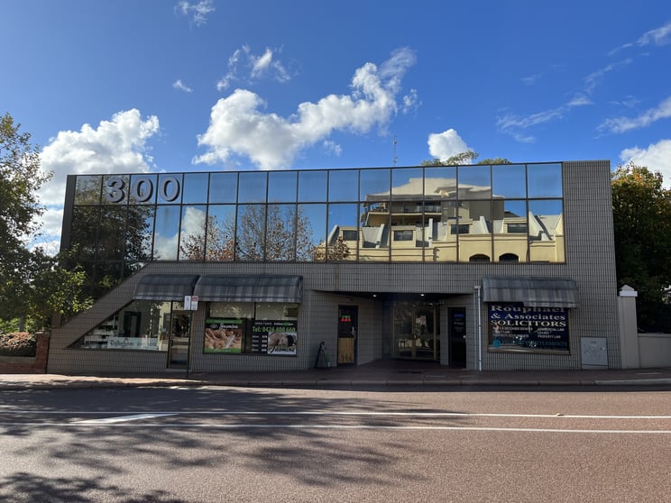Click to view all images 11/300 Albany Highway Victoria Park WA 6100 - Image 2