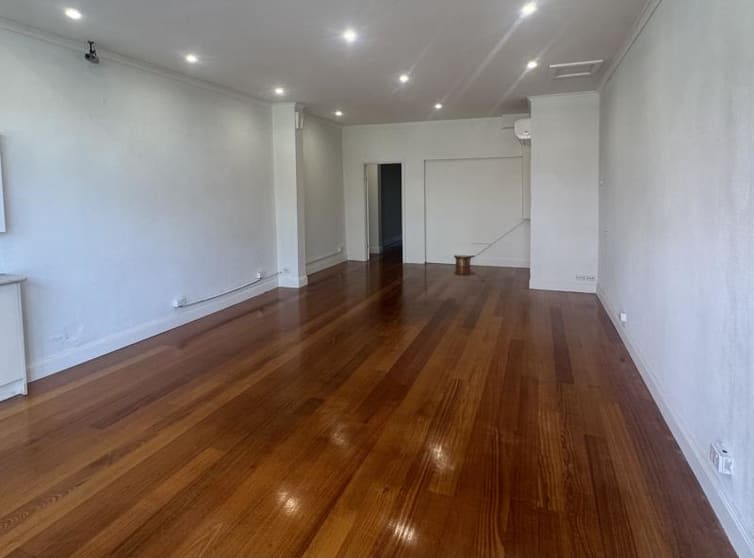 Click to view all images 538 City Road South Melbourne VIC 3205 - Image 2