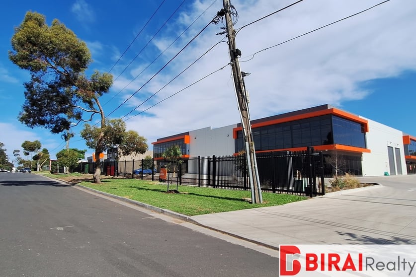 Click to view all images 43/49 Mcarthurs Road Altona North VIC 3025 - Image 1