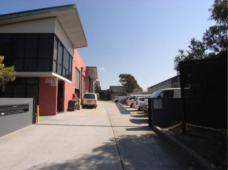 Click to view all images Cromer NSW 2099 - Image 1