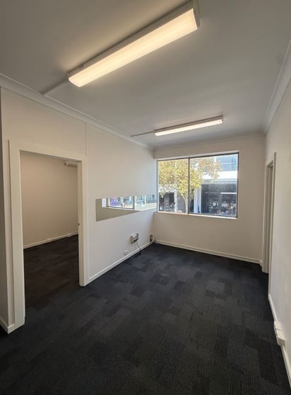 Click to view all images Suite 7/50 Crown Street Wollongong NSW 2500 - Image 2