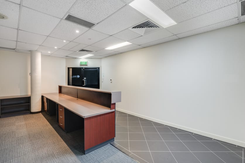 Click to view all images 516 Ruthven Street Toowoomba QLD 4350 - Image 2
