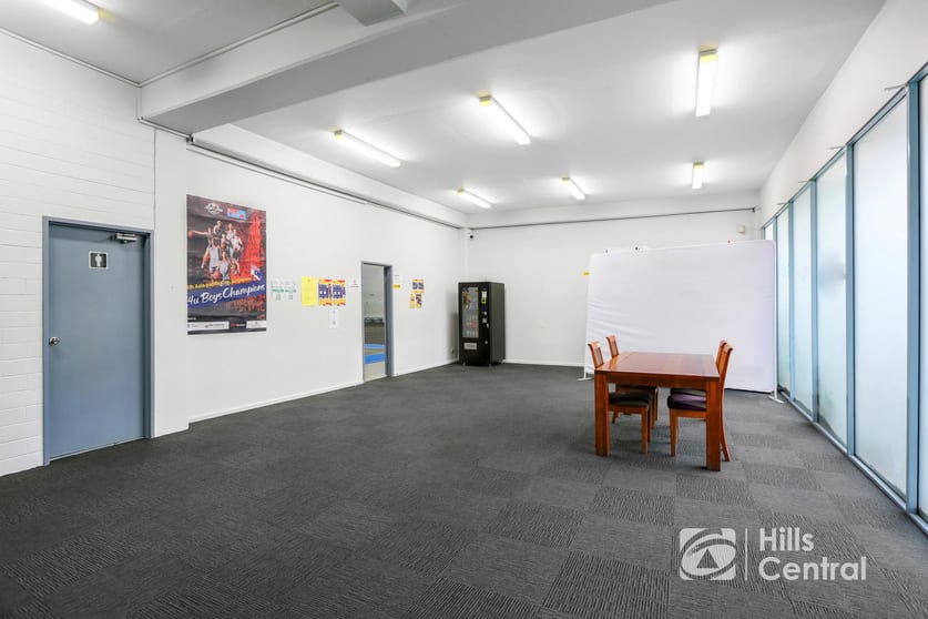 Click to view all images Kings Park NSW 2148 - Image 3