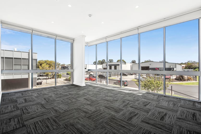 Click to view all images 23-24 Hume Reserve Court Bell Park VIC 3215 - Image 2
