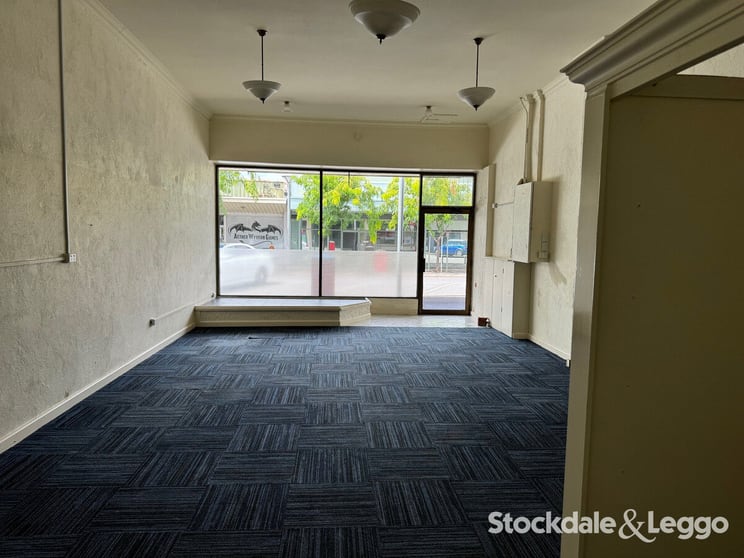 Click to view all images 29 Church Street Morwell VIC 3840 - Image 2