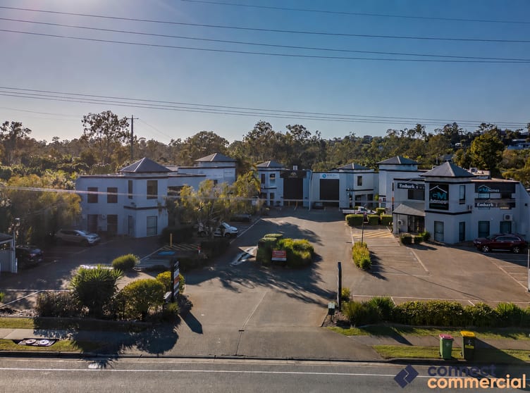 Click to view all images 1/62 Siganto Drive Helensvale QLD 4212 - Image 3
