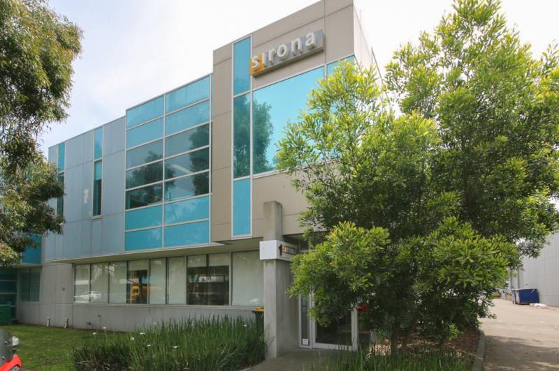 Click to view all images Unit/1/31 Sabre Drive Port Melbourne VIC 3207 - Image 1
