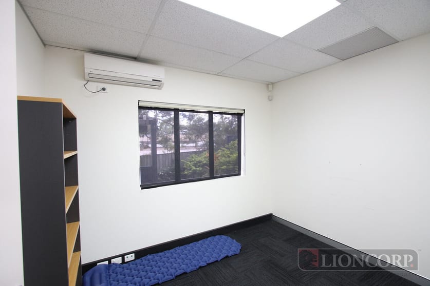 Click to view all images Eight Mile Plains QLD 4113 - Image 2
