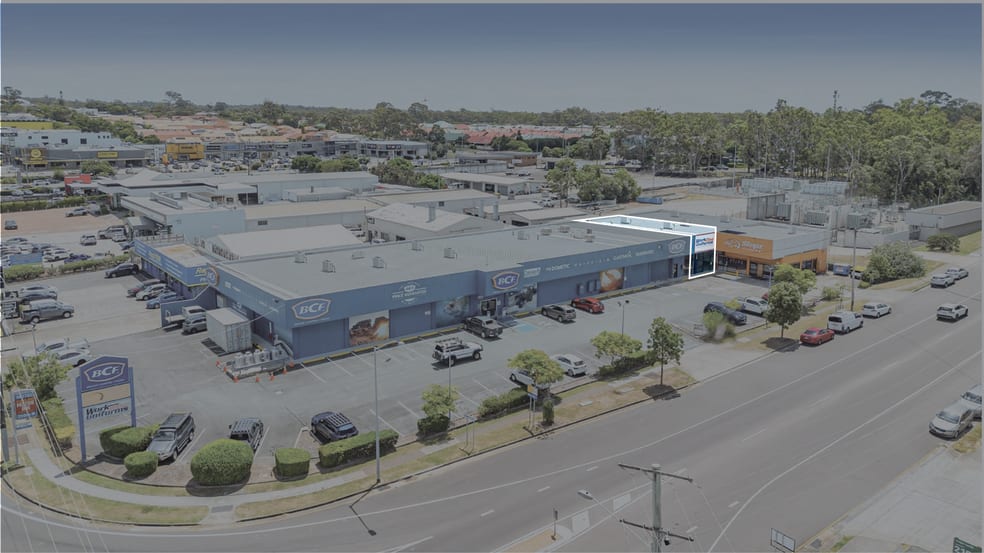 Click to view all images 2/66-68 Shore Street West Ormiston QLD 4160 - Image 2