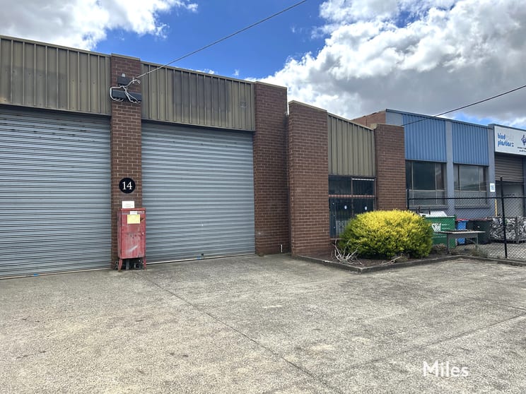 Click to view all images 2/14 Merchant Avenue Thomastown VIC 3074 - Image 1