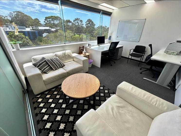 Click to view all images Mona Vale NSW 2103 - Image 2