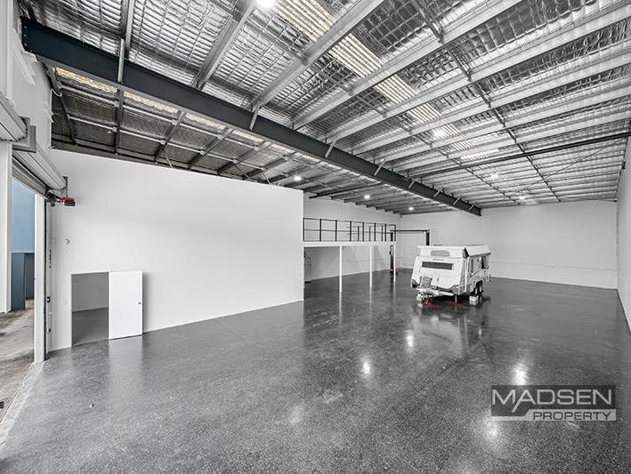 Click to view all images Unit 4/26-34 Weippin St Cleveland QLD 4163 - Image 2