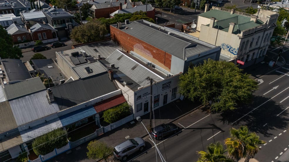 Click to view all images 326 Bay Street Port Melbourne VIC 3207 - Image 2
