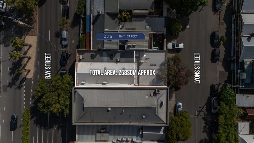 Click to view all images 326 Bay Street Port Melbourne VIC 3207 - Image 3