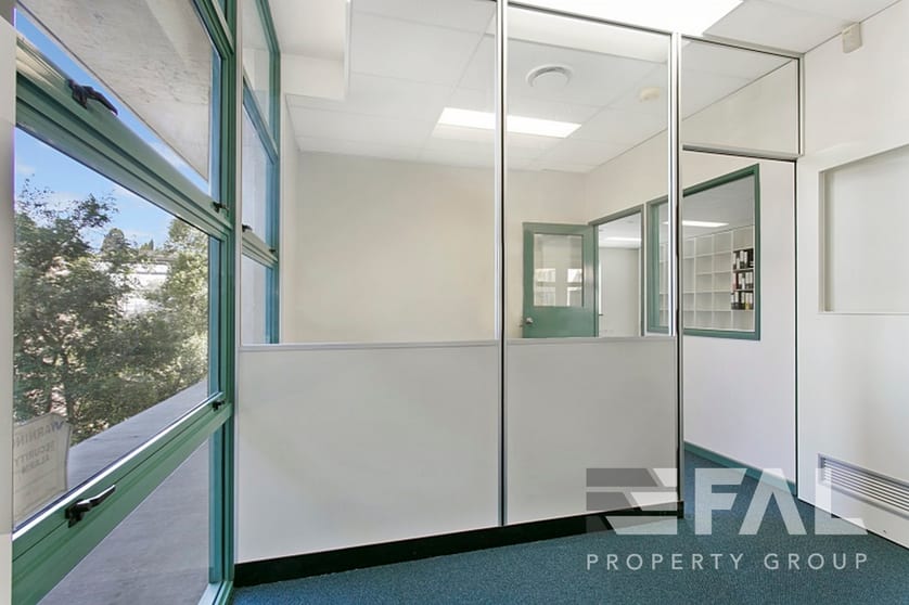 Click to view all images Suite A/9 McInroy St Taringa QLD 4068 - Image 3