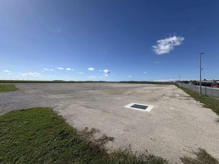Click to view all images Land Beaufighter Avenue - Archerfield Airport Archerfield QLD 4108 - Image 4