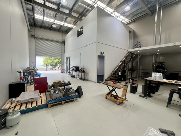 Click to view all images 4/19 Churchill Street Williamstown North VIC 3016 - Image 3