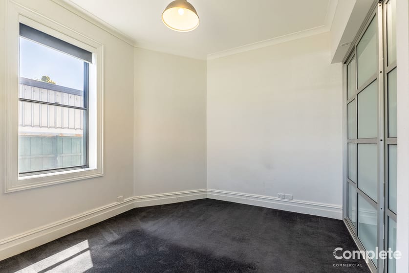 16 ELEANOR STREET Mount Gambier SA 5290 - Image 2