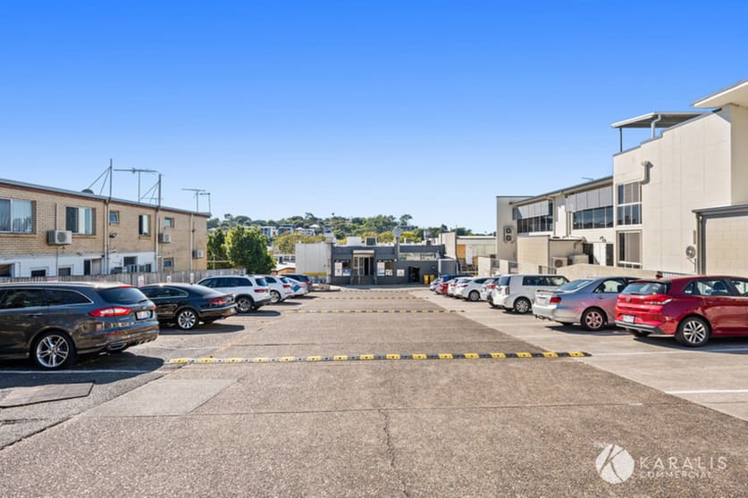 Click to view all images Suite 8/1407 Logan Road Mount Gravatt QLD 4122 - Image 3