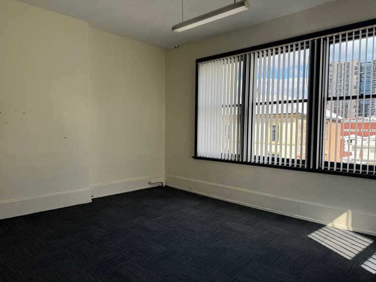 Click to view all images Room 10, 64-68 Liverpool Street Hobart TAS 7000 - Image 2