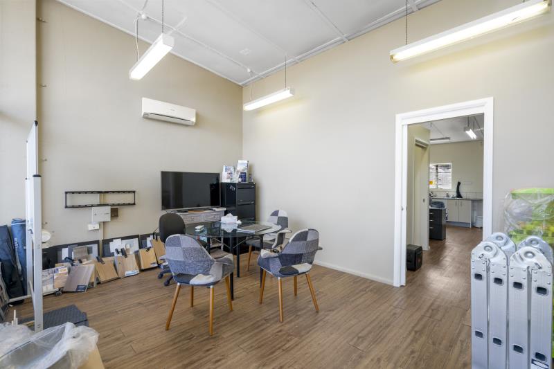 Click to view all images 9 Diana Drive Blackburn North VIC 3130 - Image 3