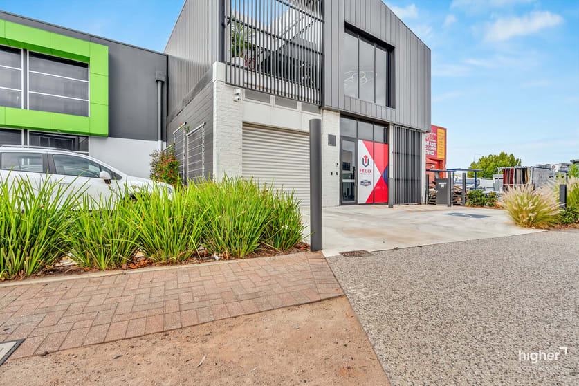 Click to view all images 53 West Thebarton Road Thebarton SA 5031 - Image 2