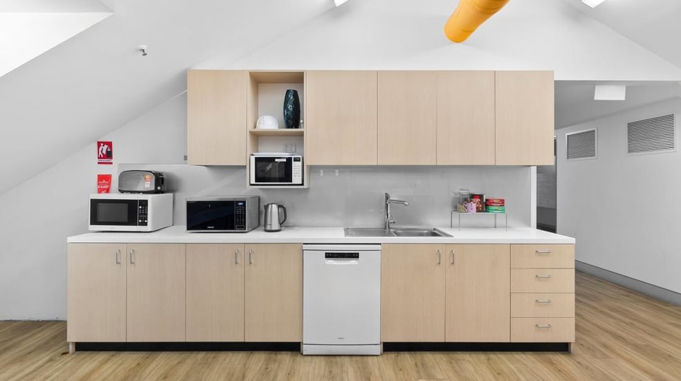 Click to view all images 3/84 - 86 Mary Street Surry Hills NSW 2010 - Image 3
