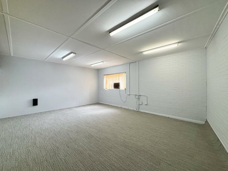 Click to view all images F/19-21 Oxford Road Ingleburn NSW 2565 - Image 1