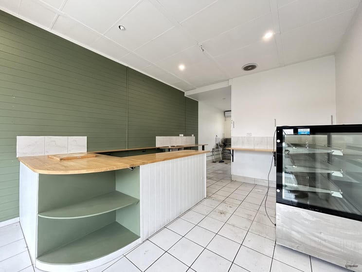 Click to view all images 7/1840 Gold Coast Highway Burleigh Heads QLD 4220 - Image 2