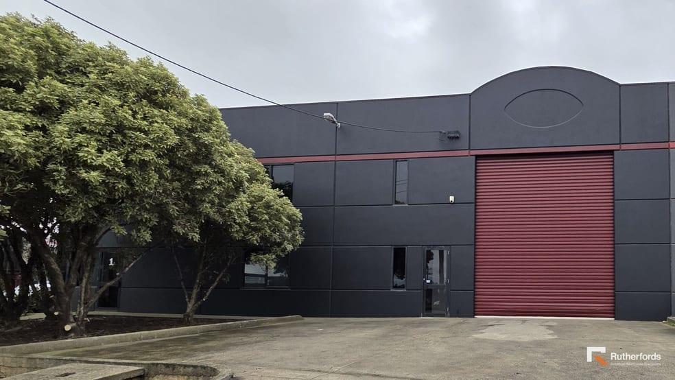 Click to view all images 2/1 Thornycroft Street Campbellfield VIC 3061 - Image 1