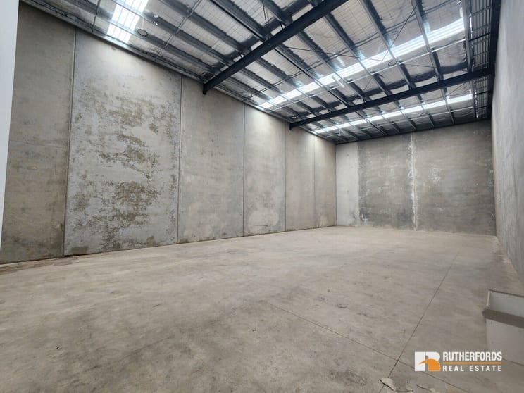 Click to view all images 2/3 Geehi Way Ravenhall VIC 3023 - Image 2
