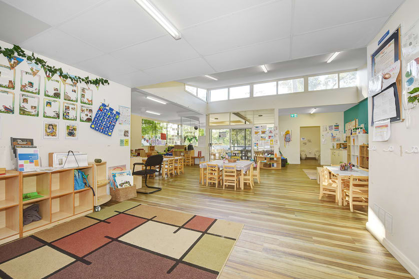 Click to view all images 35 Walsh Avenue Castle Hill NSW 2154 - Image 2