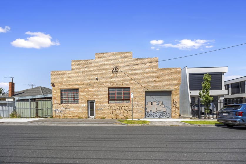 33 Fenton Street Huntingdale VIC 3166 - Image 3