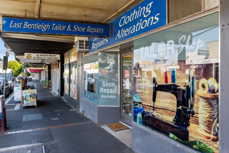 Click to view all images 789 Centre Road Bentleigh East VIC 3165 - Image 2