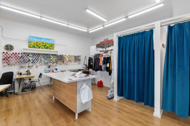 Click to view all images 789 Centre Road Bentleigh East VIC 3165 - Image 3