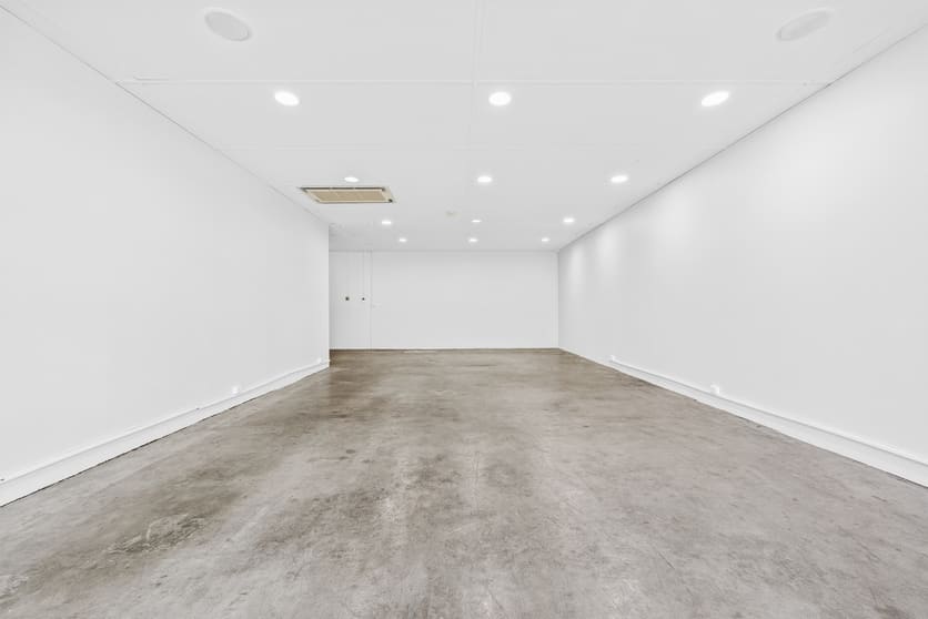 2/33 Adelaide Street Fremantle WA 6160 - Image 3