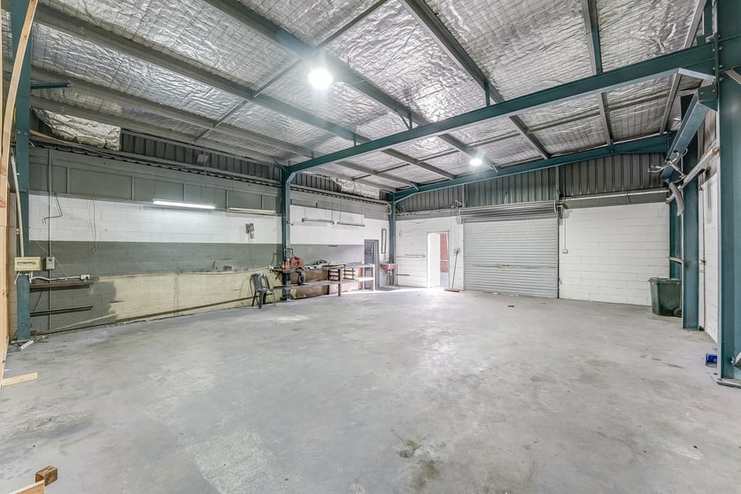 Click to view all images 2/12 Hollylea Road Leumeah NSW 2560 - Image 2