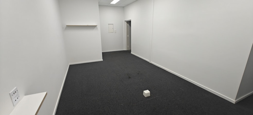18 Alex Avenue Moorabbin VIC 3189 - Image 3