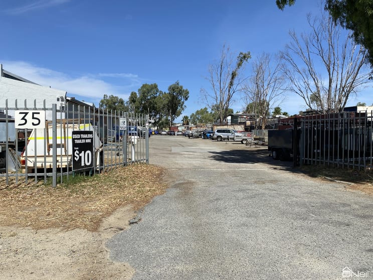 5/35 Austin Avenue Maddington WA 6109 - Image 1