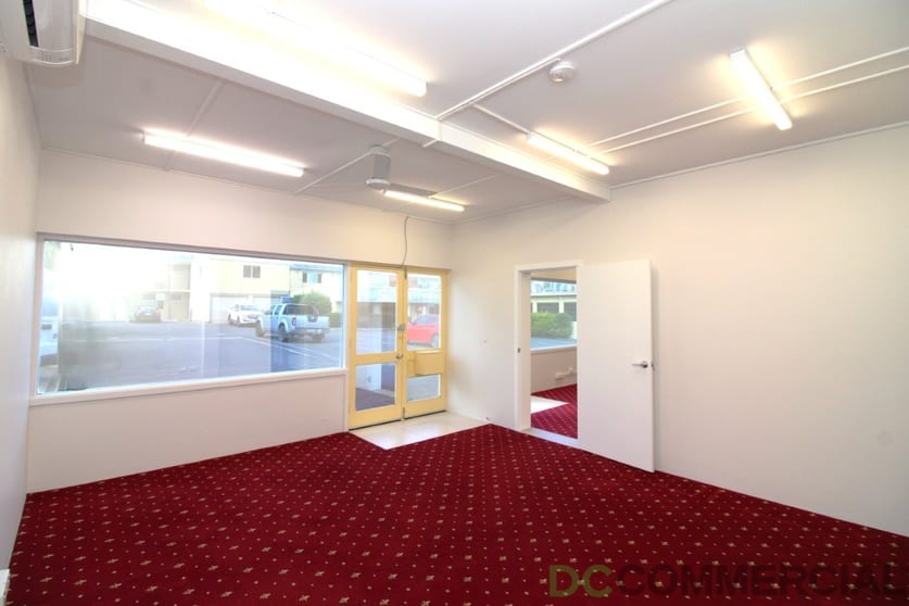 Click to view all images 1 Scouts Way Toowoomba City QLD 4350 - Image 1