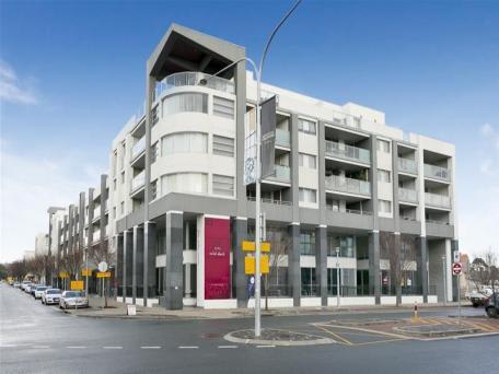 Click to view all images 71 Giles Street Kingston ACT 2604 - Image 1