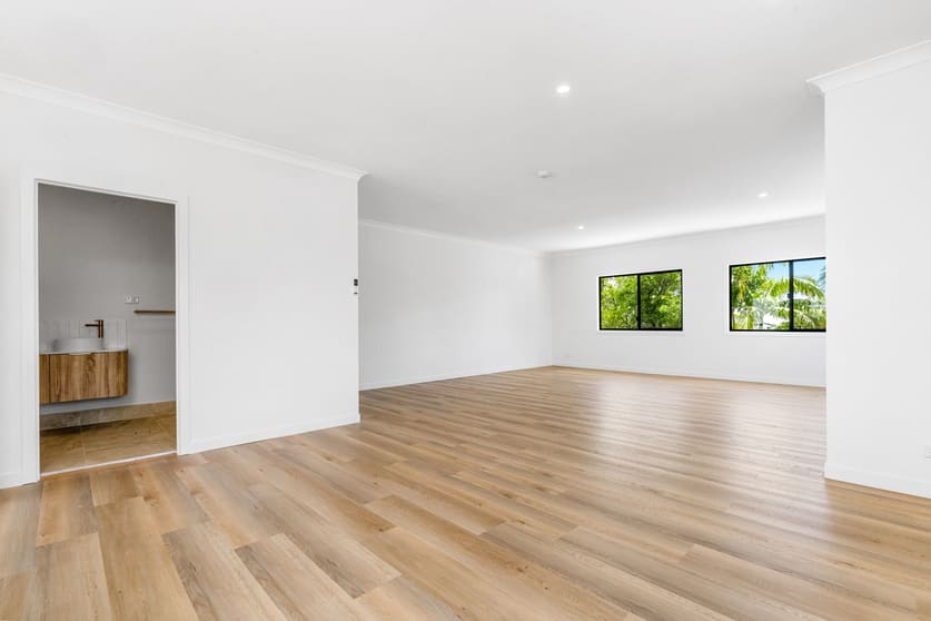 Click to view all images 3/3 Centennial Circuit Byron Bay NSW 2481 - Image 2