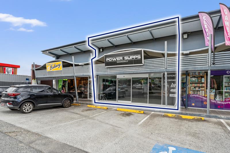 Click to view all images Shop 3/18 Stamford Road Indooroopilly QLD 4068 - Image 1