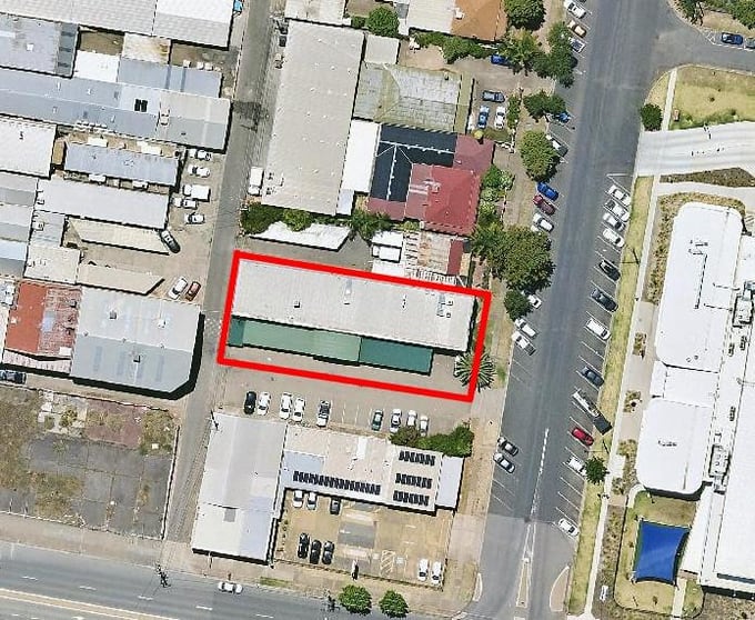 Click to view all images Ground Suite 2/8 Fitzhardinge Street Wagga Wagga NSW 2650 - Image 1