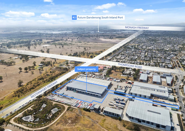 Click to view all images Part 20 Whitfield Boulevard Cranbourne West VIC 3977 - Image 1