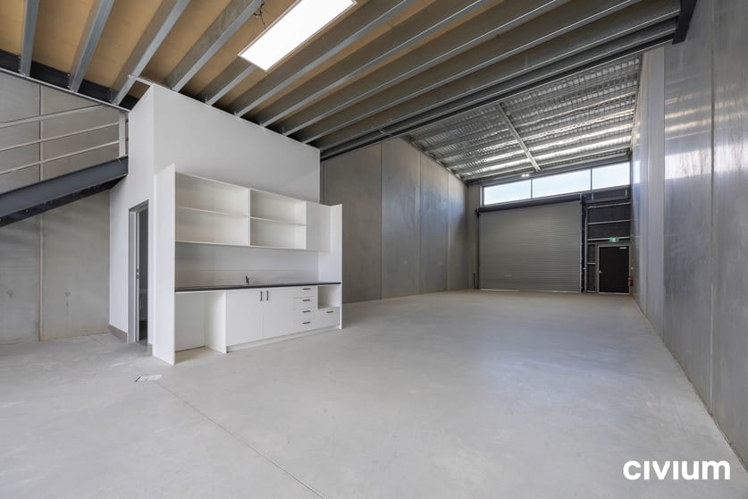 Click to view all images Unit 10/61 Sheppard Street Hume ACT 2620 - Image 3